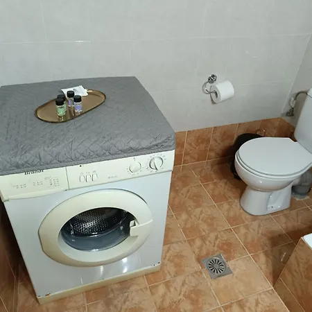 διατιθεται γκαρσονιέρα Apartment