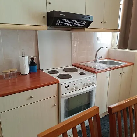 Apartment διατιθεται γκαρσονιέρα *