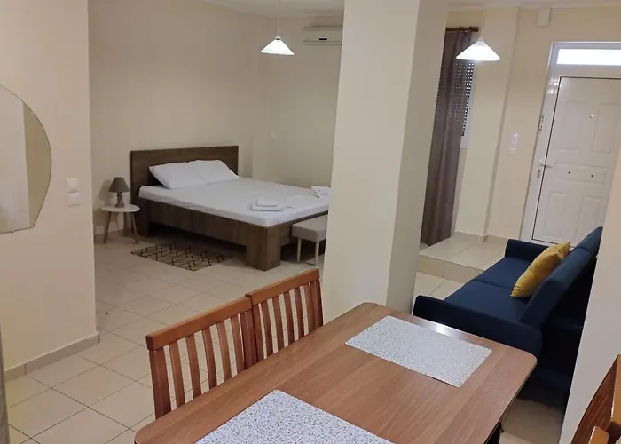 Apartment διατιθεται γκαρσονιέρα *